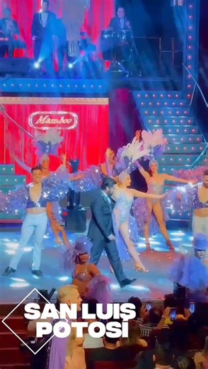 Rosa Gloria Chagoyán on Instagram: "💖✨ ¡Gracias, San Luis Potosí, por tanto cariño anoche! Fue una velada maravillosa, llena de música, aplausos y emoción en cada momento. Su energía y amor me acompañan siempre y hacen que cada presentación sea inolvidable. 🌸🎶 #PerfumeDeGardenias #RosaGloriaChagoyán #LolaLaTrailera #SanLuisPotosí"