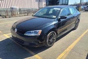 Used 2014 Volkswagen Jetta for Sale Near Me | Edmunds