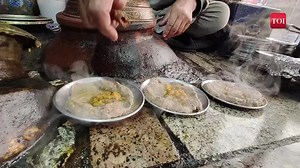 225K views · 6.1K reactions | Mouth watering 400 year old cuisine from Kashmir will soothe your soul. Produced By :: Jibran Dar Video By :: Times of India #kashmir_discoverer | Kashmir Discoverer | Facebook