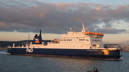 Covid: Ferries moored on Cornwall's River Fal