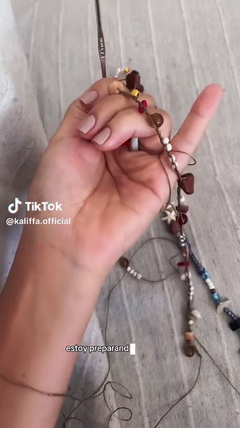 Nuevos colores del collar de mil vueltas