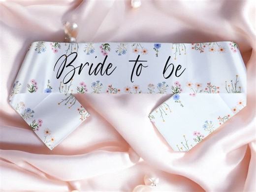 Custom Floral Hen Party Sash With Gold Pin, Bride to Be Sash, Bride Sash, Bride to Bw - Etsy
