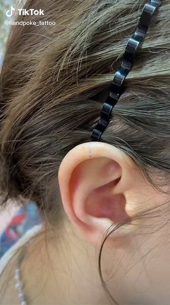 💙 #handpoke #tattoo #тату #хендпоук #татуировка #tatuaje #tattooartist #пермь #татумастер #татуировки #tätowieren #tatouage #tattoos