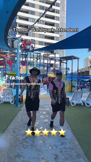 Dress To Impress at Robloxian Water Park: Pirate Theme Adventure