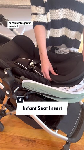 The Infant Seat Insert makes it so easy to get your Mockingbird Stroller ready for your infant! Plus, you can use the Seat Liner for years to come! #hellomockingbird #infantessentials #babyregistryideas #newbornessentials