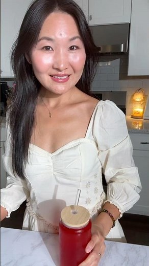 How to Make Homemade Strawberry Lemonade