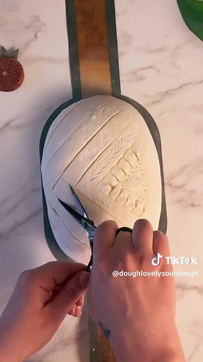 Exploring New Sourdough Bread Scoring Techniques