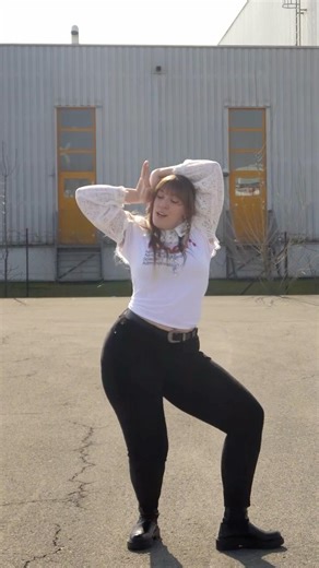 IVE - BLACKHOLE 🏙️ Dance Cover