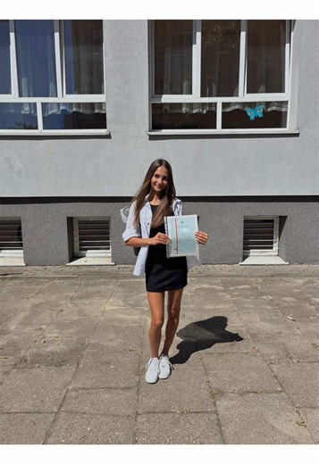 graduated 🥹❤️‍🩹 Koniec podstawówki 8 klasa e8 wakacje absolwentka
