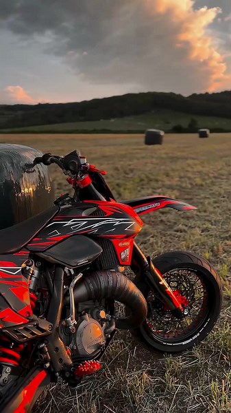 125 EXC : Un modèle amélioré avec Alien Arts 🔥👽