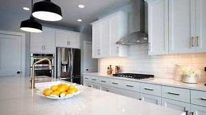 Kitchen Cabinets Design & Layout Tips. -- See ALL our Home Tours & Remodel videos here -> https://www.homechanneltv.com/ . . #kitchendesign #kitchenremodeling #kitchens #designinspiration #interiordesign #interiordesignideas #kitchengoals #interiors #cabinets #homechanneltv | Home Channel TV