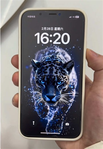 This is the most beautiful and stunning 3D wallpaper I have ever seen. Dynamic wallpaper. The most amazing 3D wallpaper. Ultra HD 8K wallpaper, naked-eye 3D wallpaper. Phone wallpaper. HD wallpaper. How to get 3D space wallpapers on your phone? How to set a phone background wallpaper? Phone wallpaper tutorial. How to apply dynamic wallpapers on your phone? 8K wallpaper. All you need is a nice photo. Click the avatar, go to the homepage, follow the pinned post, and use