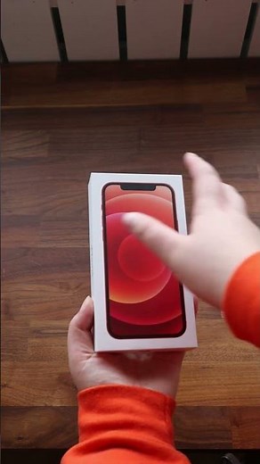 Red iPhone 12 unboxing (2023)