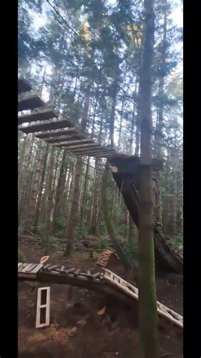 I built another obstacle for the RC Crawler Course 🤙 #rc #rccrawler #rccrawlercourse #rctruck