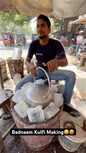 Kanpur's Most Famous Badnaam Kulfi In Just Rs.700 Only At Thaggu Ke Laddu, Kanpur | #shorts