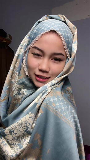 nnaaheni (@nnaaheni)’s videos with Lala tahsab Versi Rap - AgungWoo