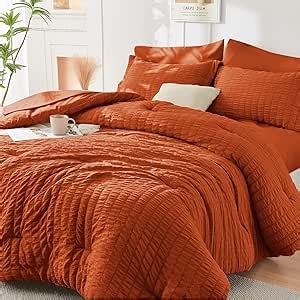 HYMOKEGE Burnt Orange Queen Comforter Set Seersucker 7 Pieces, All Season Luxury Bed in a Bag for Bedroom, Bedding Set with Comforters, Sheets, Pillowcases & Shams