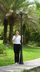 High Lumen Modern Waterproof Decorative Landscape Post Top Garden Lights Outdoor Pole Solar Light Garden Lamp