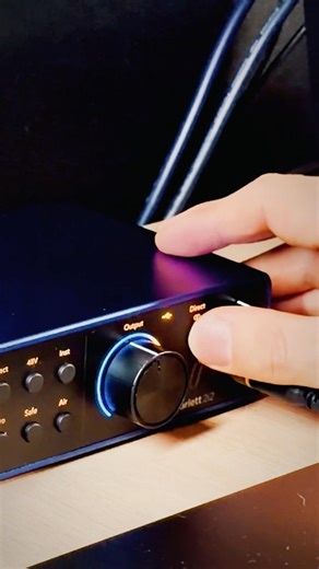 Why is the 2i2 perfect for streaming? #homestudio #musicproducer #audio