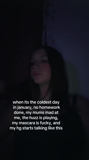 🧁 (@lovelockedfile)’s video of huzz