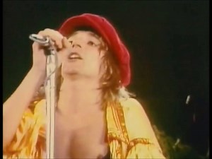 Rod & The Faces joined by an oh-so-familiar face, Keith Richards &, on this rare take of "Twistin' The Night Away"! | Rod Stewart