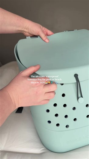 The Ultimate Summer 2026 Beach or Pool day backpack is here and just in time for Summer 🌊🤯😍🩱🏖️ #beachdays #beachbag #poolday #poolbag #waterproofbackpack