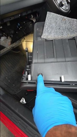 2010 2011 2012 2013 kia soul glove box remowal