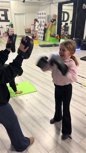 Putting in the hard work at Strength and Stamina again this week. Come along next week and build up your strength and flexibility as a dancer. A fitness class specifically designed for dancers 💚