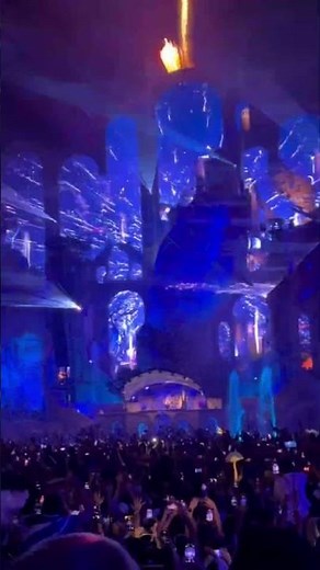 ‪@MartinGarrix‬ Performs His Biggest Hits at ‪@tomorrowland‬ #LivePerformance #EDM
