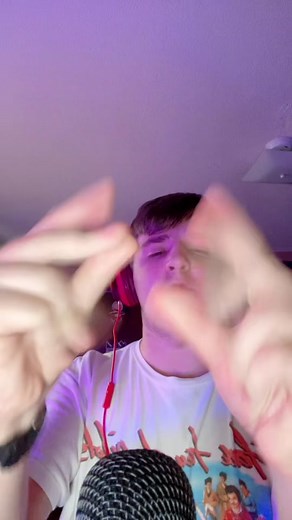 10 TRIGGERS, 1 MINUTE: SPORTS EDITION 2!!! #asmr #fastasmr #shoemakerasmr #shoemaker_asmr #asmrvideo #sportsasmr #basketballasmr #footballasmr #coreyasmr #10triggersin60seconds