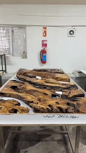 5.9K views · 59 reactions | Making of New Epoxy Resin Dining Table, Follow for more #epoxytable #resinta #epoxydiningtable #epoxytabletop | innovativecraftworld | Facebook