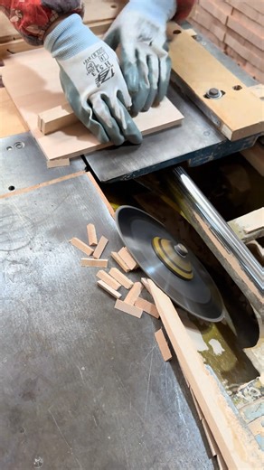 Precision Kerf Cutting for Wood Veneer Inlays #Woodworking #Kerf #VeneerInlay | Process Point