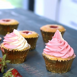 334K views · 10K reactions | Strawberry Lemon Cupcakes are esay to prepare, fruity and refreshing. #strawberrycupcakes #lemoncupcakes | Home Cooking Adventure | Facebook