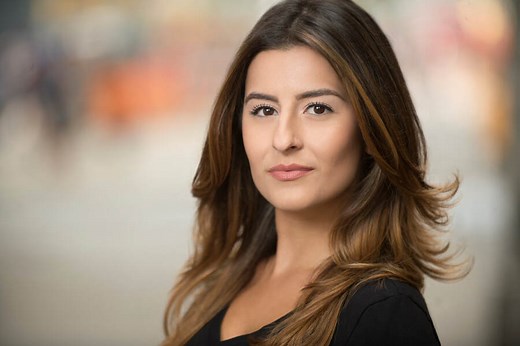 Examples of Good Headshots for 2025