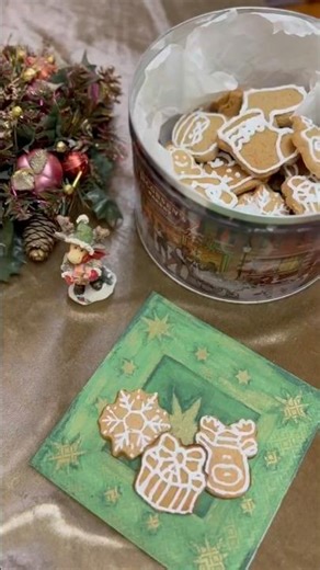 Classic Christmas Gingerbread Cookies 🎄🍪 | Easy Holiday Baking