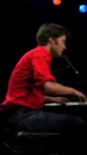 “Cigarettes and Chocolate Milk” is one of my favorite songs I’ve written and it includes one of my favorite piano solos to play live #cigarettesandchocolatemilk #rufuswainwright #pianosolo