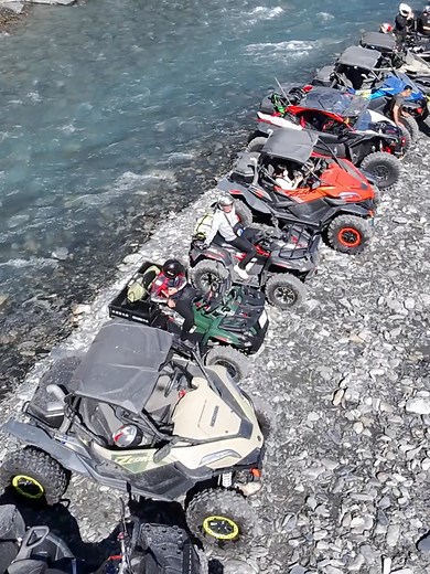 到了枯水期又是OUTDOOR的好日子,UTV ,ATV集合囉 #克諾斯車業 #克諾斯龍哥 #農用搬運車 #TJ800 #春風 #春風CF1000 #農用車 #CFMOTO #ERK車工場 #KTM #全地形車 #ATV #多功能車 #越野 #offload #redbull #克諾斯越野車部 #ZFORCE950 #UTV #114年農機補助 #農機補助 #舉斗 #MONSTER #呼吸管 #動力方向盤 #ATV450 #EV110 克諾斯龍哥TIKTOK https://www.tiktok.com/@kenorsidragon 克諾斯龍哥IG https://www.instagram.com/kenorsidragon/ 克諾斯龍哥YouTube https://www.youtube.com/@Kenorsi | 克諾斯越野車部-Kenorsi