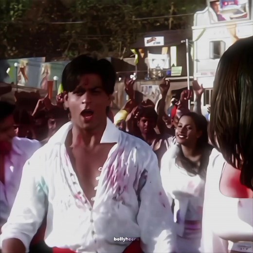 Soni Soni | Mohabbatein (2000) ft. Shah Rukh Khan, Shamita Shetty, Uday Chopra