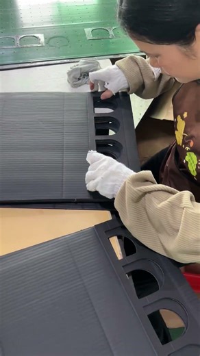 Packaging Factory Daily at Gift404 .