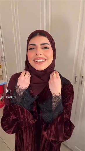 ‎عبايات لاڤا‎ on Instagram‎: "@yaqu.tt9 💕🌸 العباة الشتوية نزلت منها 4 الوان و لفتره محدودة و فقط 150 درهم 🌷"‎