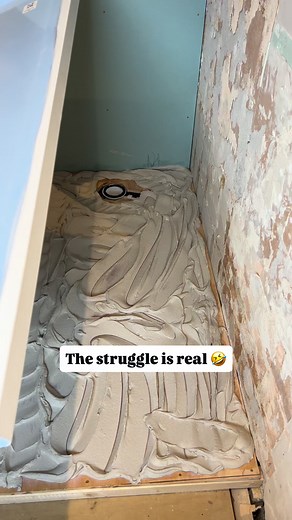 474K views · 867 reactions | 1500 x 800 shower tray install  Happy Friday  DEWALT | Tilling’s Bathrooms & Tiling | Facebook