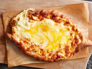 Georgian Cheese and Egg Bread (Adjaruli Khachapuri)