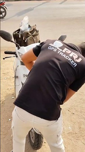 activa gps tracker installation #9333226666 #activa #royalenfield #gpsvehicletracker