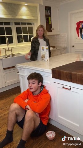 Topper Guild (@topperguild) - PRANK on my stepmom (GONE WRONG) 😂😡 #prank