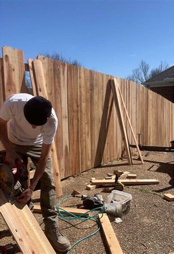 Expert Tips for Successful Fence Building