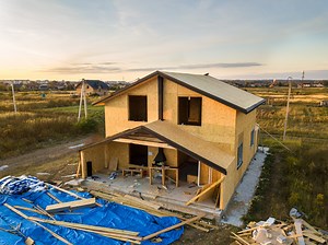 What to Know Before You Get a Modular Home, According to a Building Safety Expert