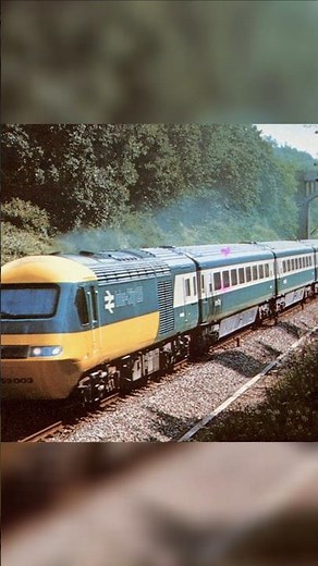Australia's XPT: "Express" Train Inspired by Britain's Intercity 125