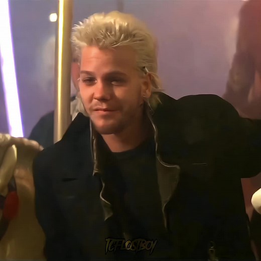 The Lost Boys (1987) - A Classic Vampire Film for the Ages
