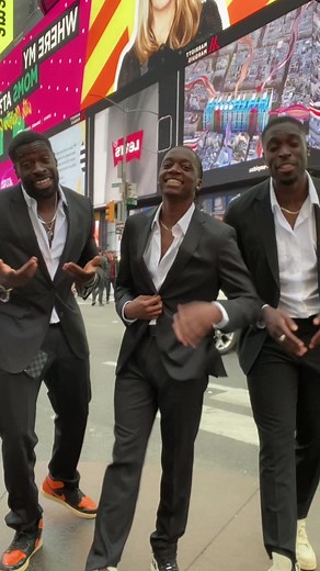 TOUCHDOWN NEW YORK!🗽