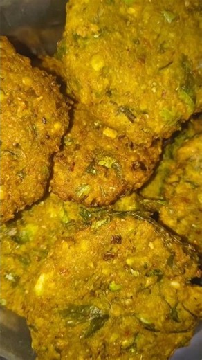 Sirf 5 Minute Mein Crispy Vada Fry Karke 😋